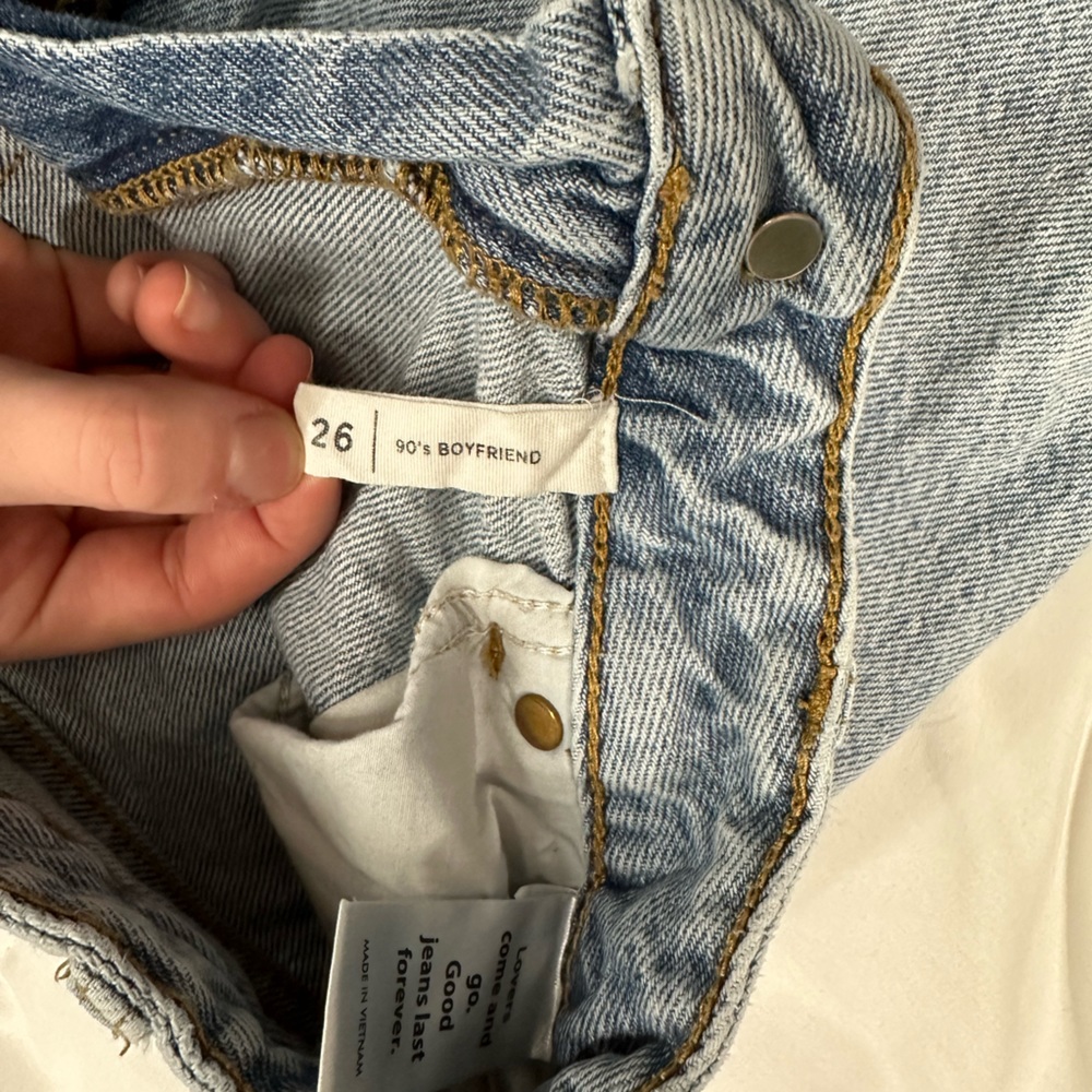 Light Indigo Ripped '90s Boyfriend Jeans - Picture 6 of 7